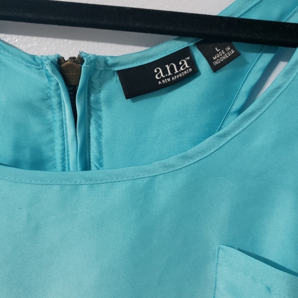 🔖A.N.A Handkerchief Drape Silky Tank Top - Picture 6 of 7